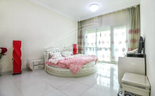 Burj Khalifa and Canal view Cozy layout