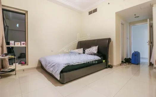 Burj Khalifa and Canal view Cozy layout