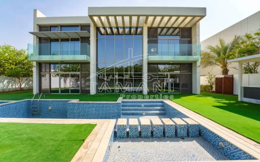 Corner Prime Location 6BR Contemporary