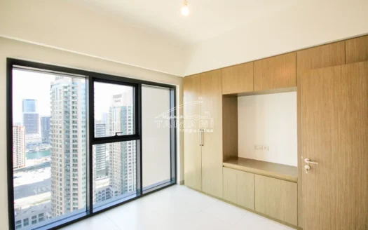 Burj Khalifa View | One-Bedroom Apartment