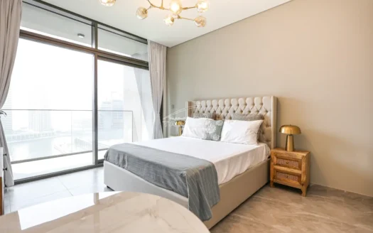 Middle Floor | Fully Furnished | Canal View