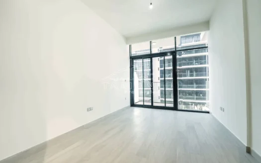 Modern Studio | Prime Location | Chiller Free